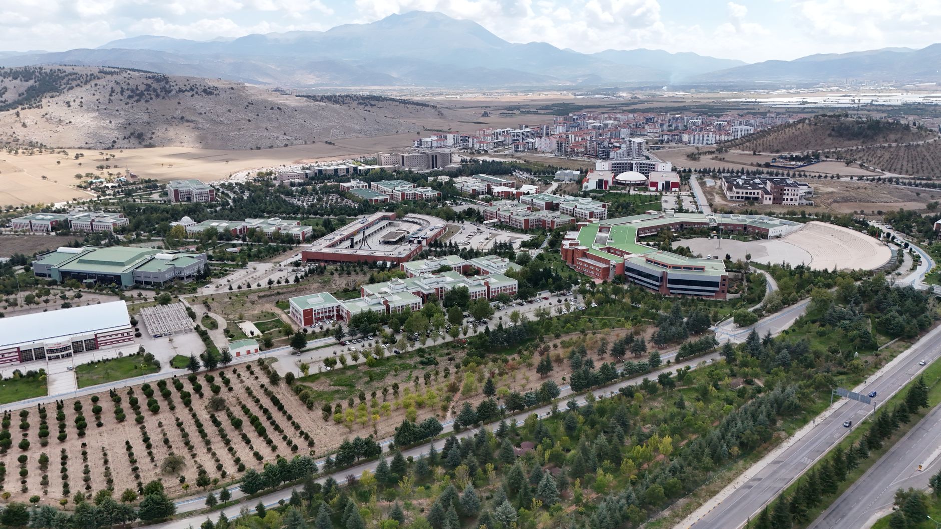 Tü Rtük İye